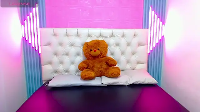 Dona and Carl online show from 12-15-24, 02:52