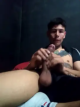 Snapshot of dannnyhot24 chatting on 02-03-25, 11:05 dannnyhot24 online show from 02-03-25, 11:05