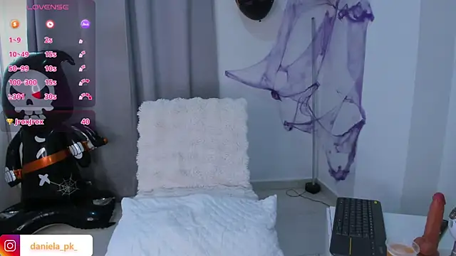 Snapshot of roxy_pk_ chatting on 10-25-25, 09:31 roxy pk online show from 10-25-25, 09:31