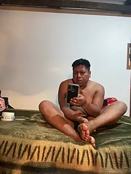 Snapshot of eamisay chatting on 04-06-26, 04:10 eamisay online show from 04-06-26, 04:10