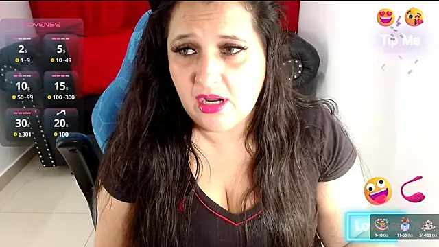 Snapshot of Kerly_Doll chatting on 02-04-25, 01:16 Kerly Doll online show from 02-04-25, 01:16