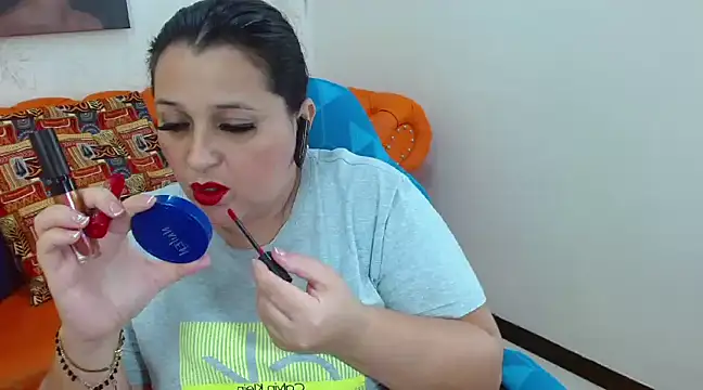 Snapshot of Kerly_Doll chatting on 02-13-25, 09:17 Kerly Doll online show from 02-13-25, 09:17