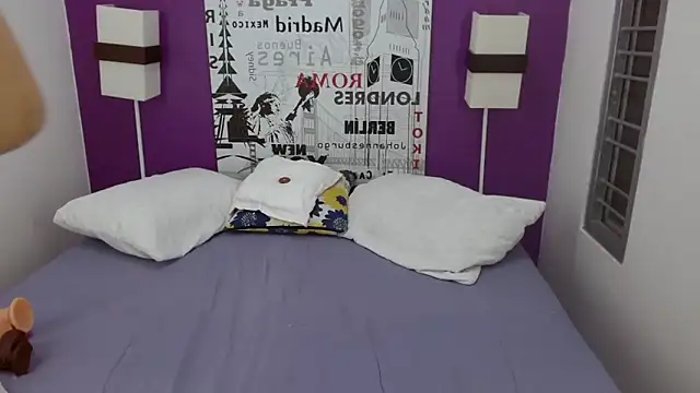 Snapshot of Kerly_Doll chatting on 02-14-25, 04:20 Kerly Doll online show from 02-14-25, 04:20