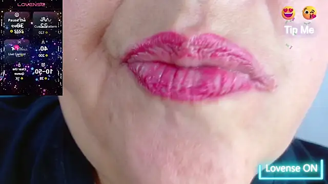 Snapshot of Kerly_Doll chatting on 02-24-25, 04:15 Kerly Doll online show from 02-24-25, 04:15