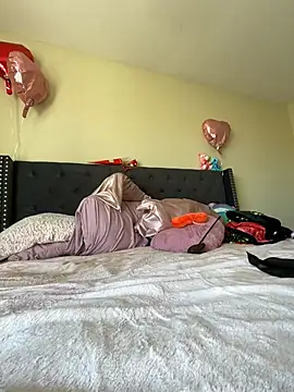 Cum2Charm online show from 02-26-25, 09:16