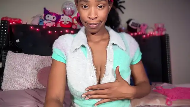 Cum2Charm online show from 10-28-25, 05:22