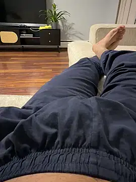 YourPersonall online show from 04-30-26, 02:40