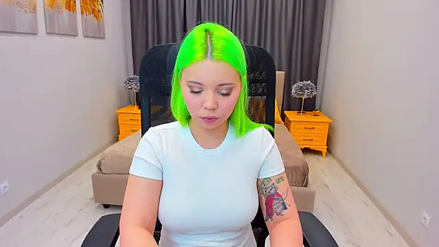 Snapshot of EnergyBunny_1 chatting on 01-27-25, 05:37 EnergyBunny 1 online show from 01-27-25, 05:37