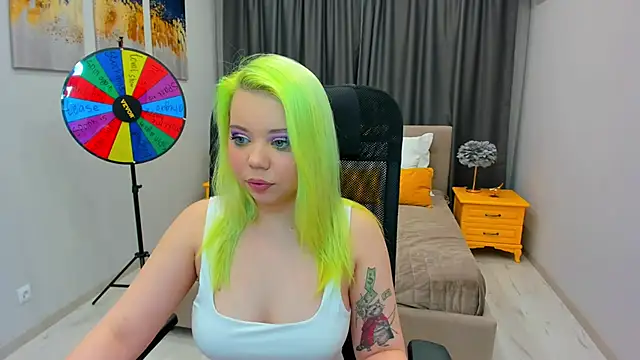 Snapshot of EnergyBunny_1 chatting on 02-04-25, 05:12 EnergyBunny 1 online show from 02-04-25, 05:12