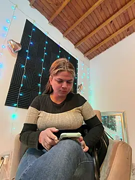 Snapshot of nurse_becky chatting on 01-15-26, 12:04 nurse becky online show from 01-15-26, 12:04