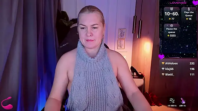 Snapshot of YolandaKiss chatting on 02-27-25, 10:37 YolandaKiss online show from 02-27-25, 10:37