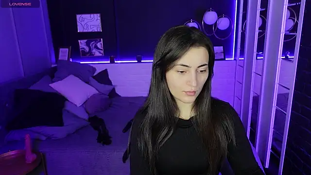 KylieMellow online show from 03-09-25, 05:44