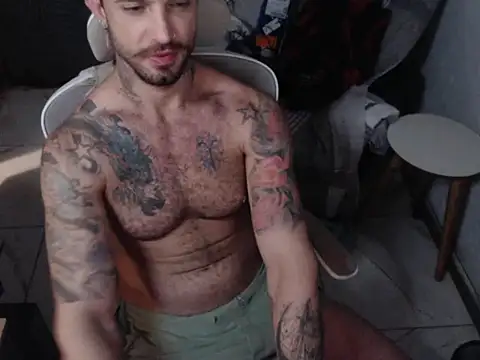 Snapshot of BarucRj chatting on 09-22-25, 01:40 BarucRj online show from 09-22-25, 01:40