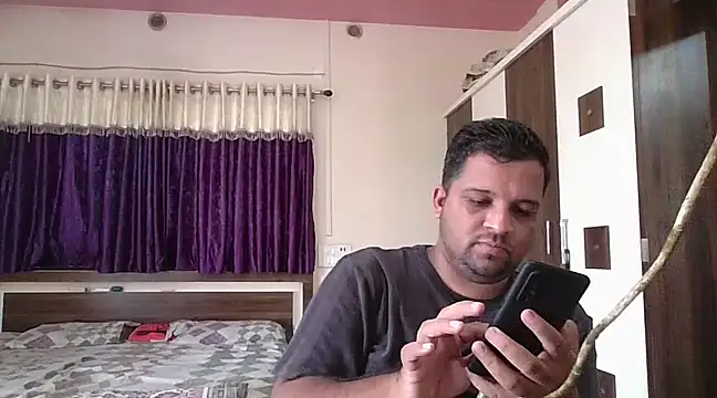 dhruv love online show from 02-17-25, 08:41