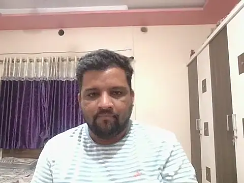 Snapshot of dhruv_love chatting on 06-20-26, 01:36 dhruv love online show from 06-20-26, 01:36