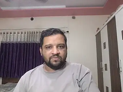 Snapshot of dhruv_love chatting on 07-23-26, 04:10 dhruv love online show from 07-23-26, 04:10