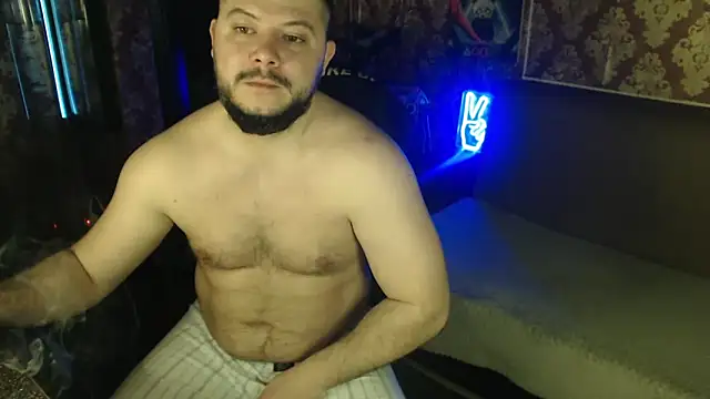 Snapshot of thor_master chatting on 02-17-26, 11:33 thor master online show from 02-17-26, 11:33