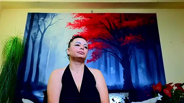 ElizabethEven online show from 11-23-25, 10:31