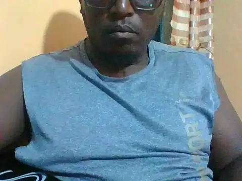 Snapshot of honeyswit chatting on 03-19-26, 08:02 honeyswit online show from 03-19-26, 08:02