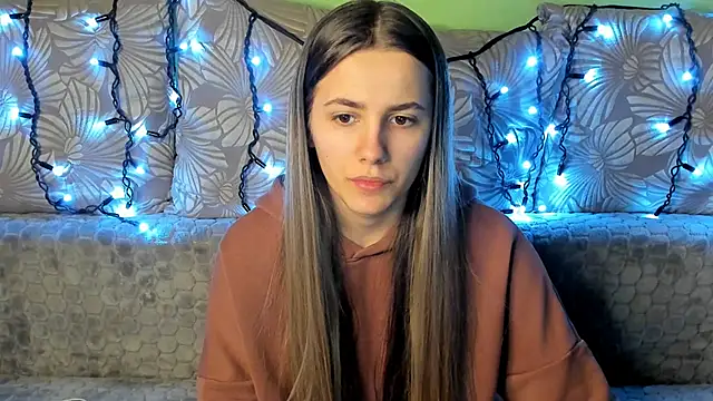 MaggieCake online show from 12-27-24, 01:00