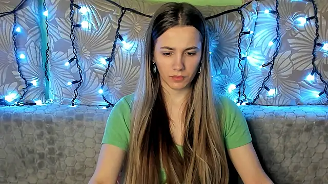 MaggieCake online show from 02-09-25, 04:25