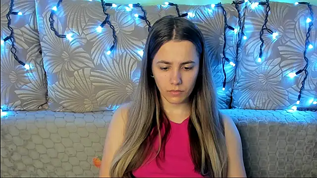 MaggieCake online show from 06-08-26, 04:46