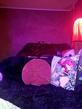 Snapshot of Xelenaxcbbs chatting on 10-12-25, 09:03 Xelenaxcbbs online show from 10-12-25, 09:03