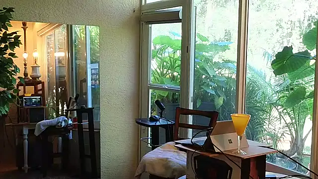 eliberator1777 online show from 10-12-25, 03:11