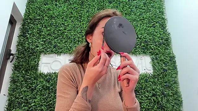 realhotfallingdevil online show from 04-04-26, 05:49