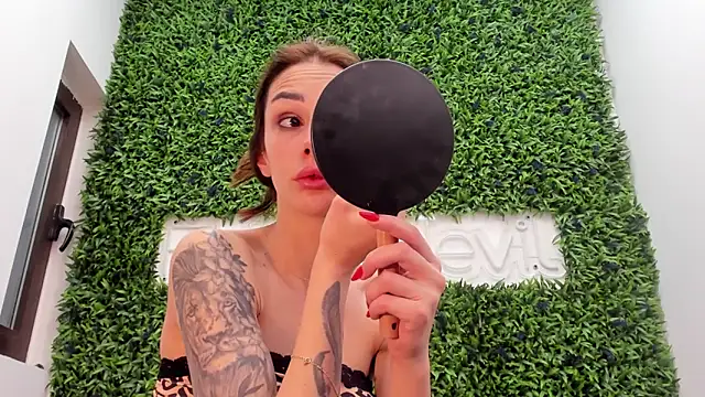 realhotfallingdevil online show from 04-07-26, 04:02