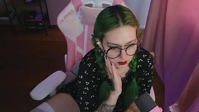 Ginger Stay online show from 06-25-26, 08:41