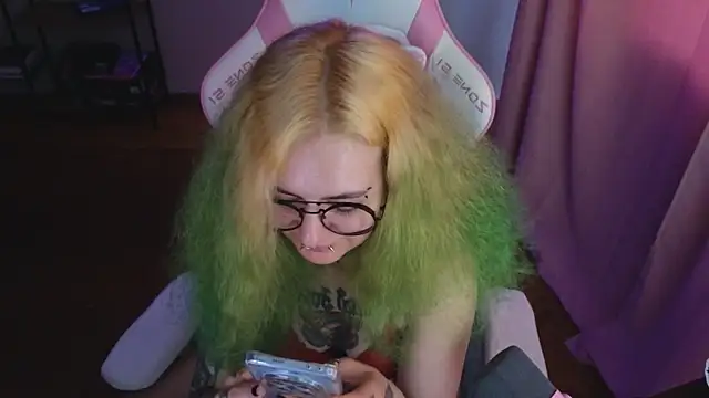 Ginger Stay online show from 06-28-26, 08:53