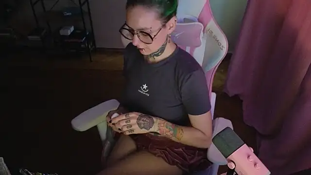 Ginger Stay online show from 07-26-26, 06:32