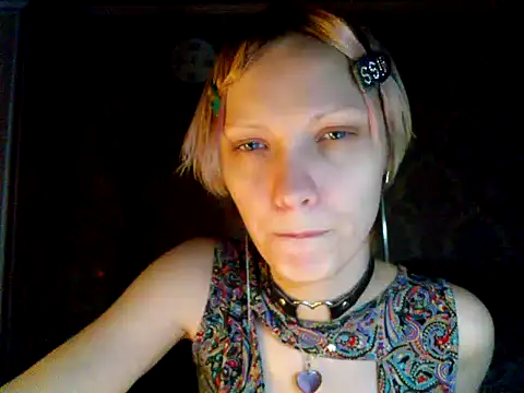 Snapshot of WildMissNiks chatting on 12-15-24, 10:50 WildMissNiks online show from 12-15-24, 10:50