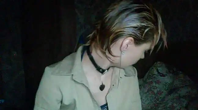 Snapshot of WildMissNiks chatting on 12-20-24, 10:05 WildMissNiks online show from 12-20-24, 10:05