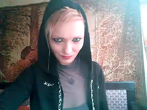 Snapshot of WildMissNiks chatting on 01-23-25, 10:11 WildMissNiks online show from 01-23-25, 10:11