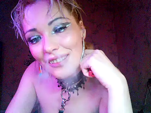 Snapshot of WildMissNiks chatting on 11-30-25, 09:24 WildMissNiks online show from 11-30-25, 09:24
