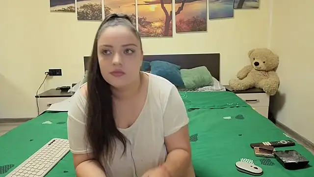 adelline online show from 04-20-26, 09:05