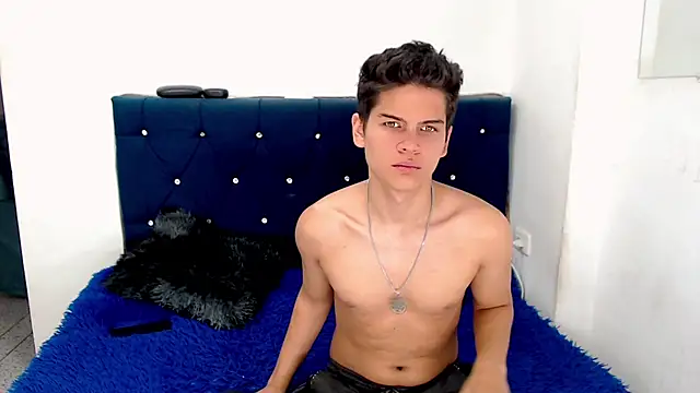 javieryalejandro online show from 01-04-25, 09:41