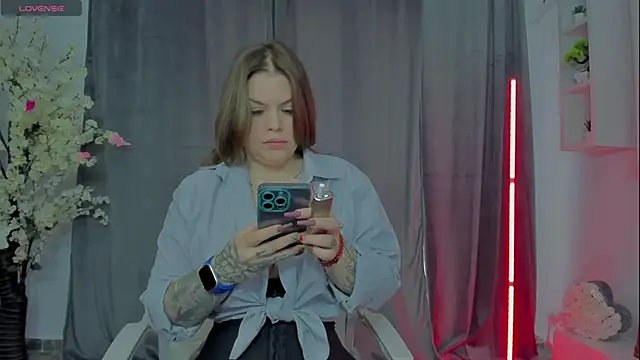 Raven Luna online show from 01-13-25, 07:32