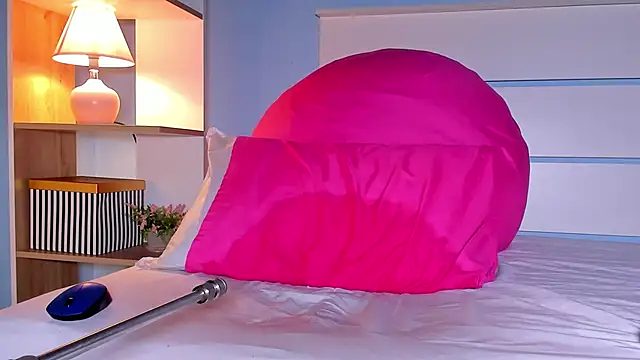 alicialittle online show from 01-12-25, 11:04