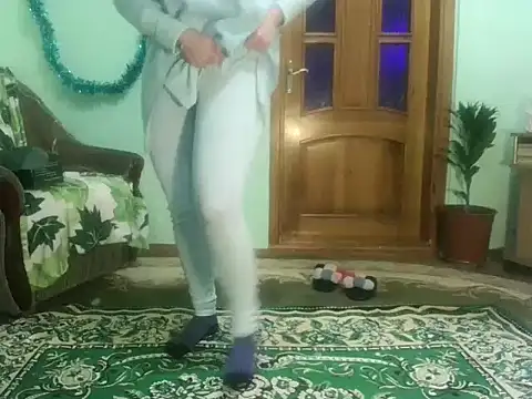 Snapshot of AngelTough20 chatting on 12-23-24, 05:22 AngelTough20 online show from 12-23-24, 05:22