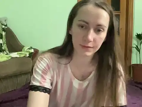 Snapshot of AngelTough20 chatting on 10-01-25, 10:27 AngelTough20 online show from 10-01-25, 10:27