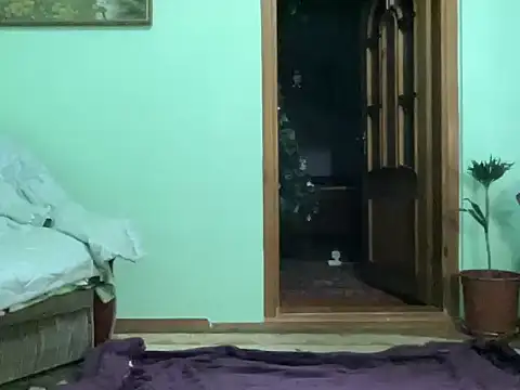 Snapshot of AngelTough20 chatting on 12-13-25, 11:43 AngelTough20 online show from 12-13-25, 11:43