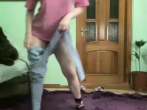 Snapshot of AngelTough20 chatting on 12-15-25, 12:04 AngelTough20 online show from 12-15-25, 12:04