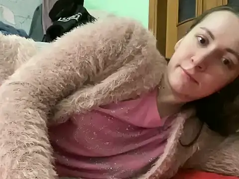 Snapshot of AngelTough20 chatting on 12-16-25, 11:32 AngelTough20 online show from 12-16-25, 11:32