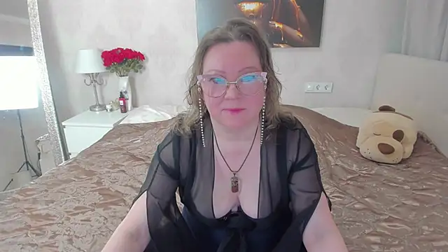 katysako online show from 02-12-26, 11:55