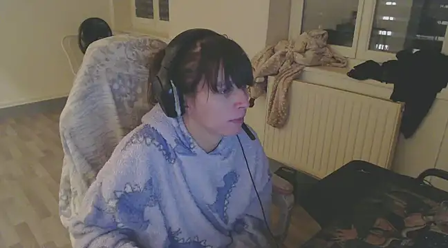 Snapshot of missthon0 chatting on 12-15-24, 08:58 missthon0 online show from 12-15-24, 08:58