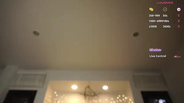 Snapshot of Amylittlestar chatting on 05-05-26, 11:13 Amylittlestar online show from 05-05-26, 11:13