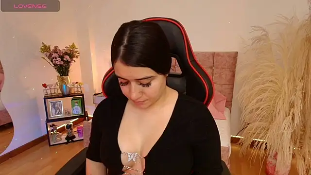 KallyMyller1 online show from 12-13-24, 07:32